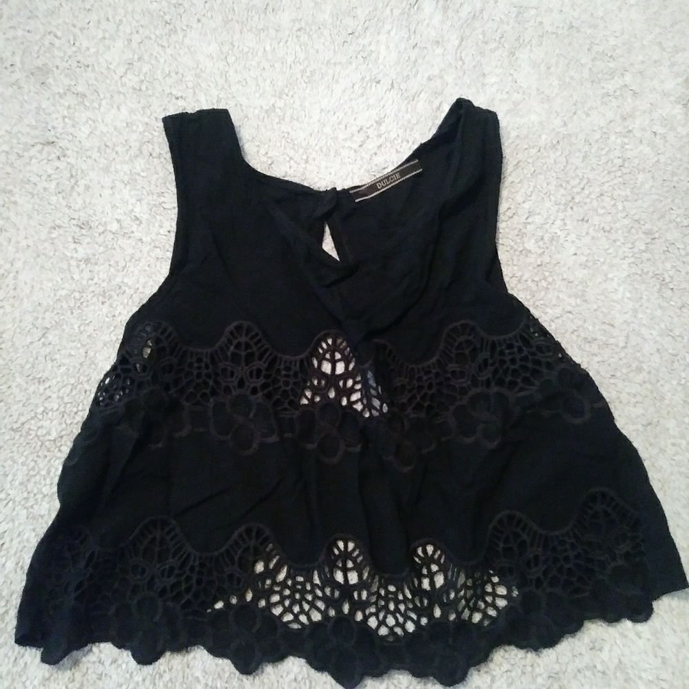 Black crop top